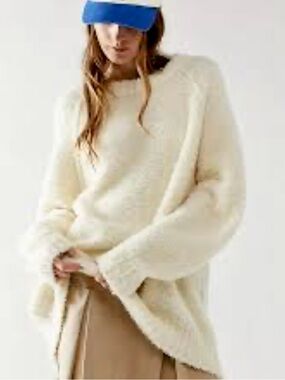 Free People Teddy Sweater Size S